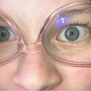 Meet your Posher, Maecyn